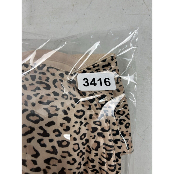 Playtex Secrets Plunge Underwire Bra Size 40DD Style 4139 Leopard MobWife - Picture 8 of 8